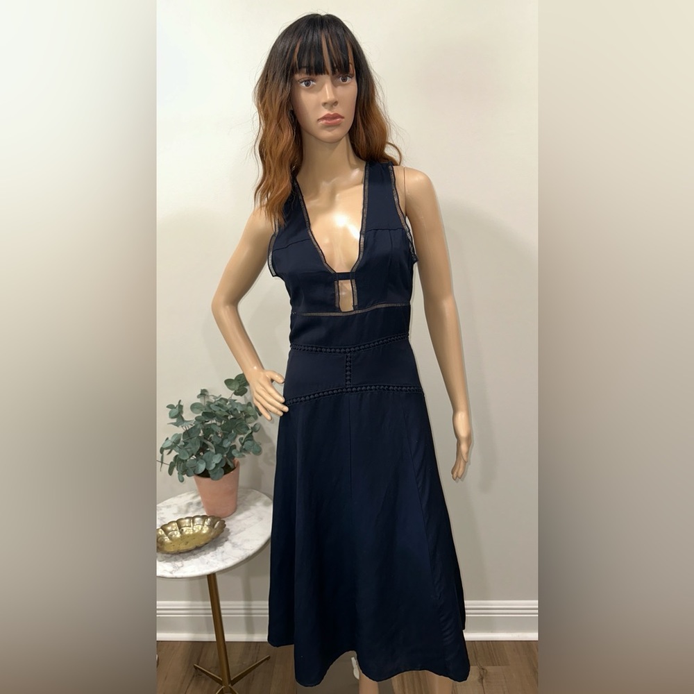 NWT Reiss Leena Embroidered Midi Dress Navy size 4 - Picture 3 of 3